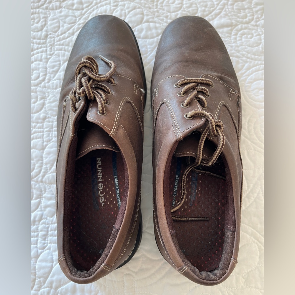 Nunn Bush Men’s Oxfords. Brown. Size 10.